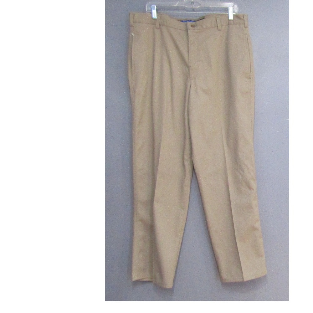 NWOT Duxbak Khaki Tan Chinos Size 36